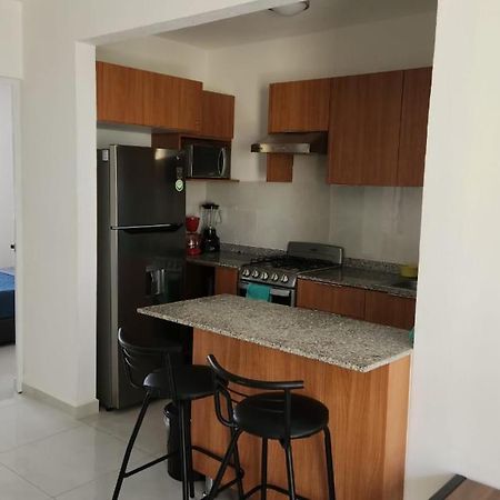 Bonito Departamento En Planta Baja En Manzanillo Con Alberca Apartment Luaran gambar